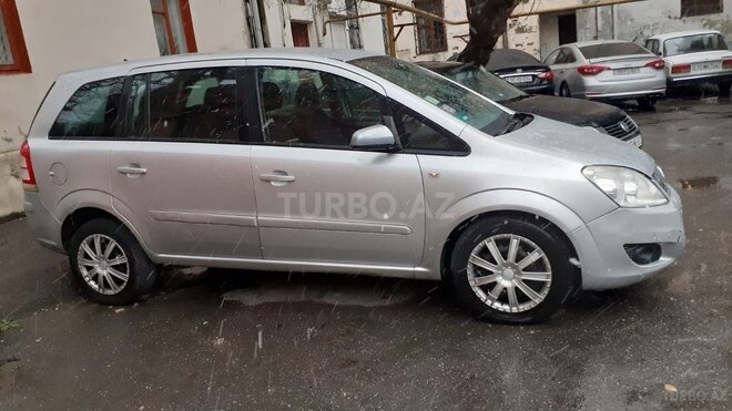 Opel Zafira 2008, 325,000 km - 1.9 л - Bakı