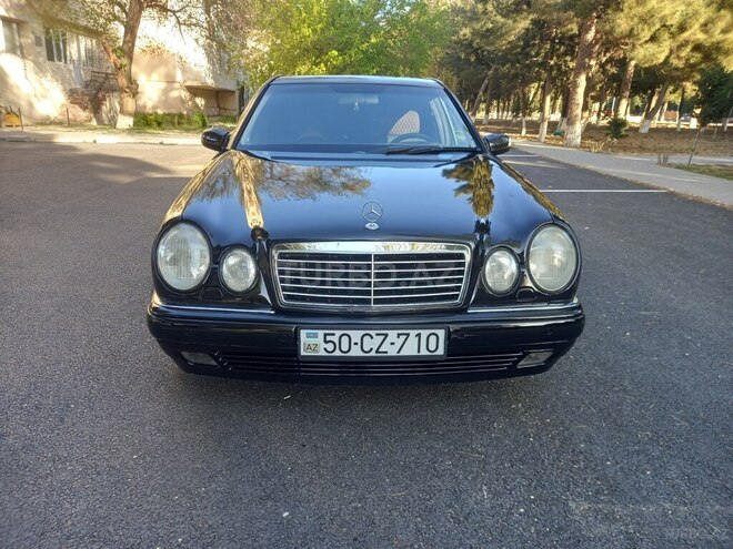 Mercedes E 240 1999, 300,000 km - 2.4 l - Sumqayıt