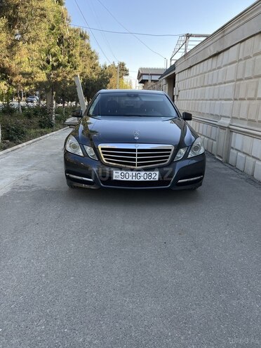 Mercedes E 220 d-2
