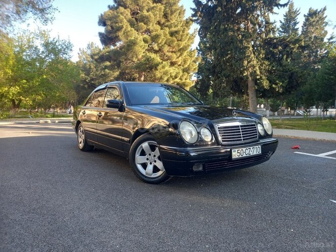 Mercedes E 240 1999, 300,000 km - 2.4 l - Sumqayıt