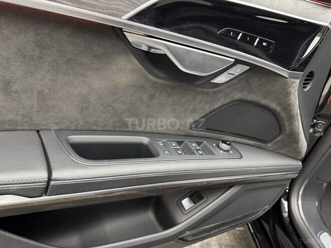 Audi A8 2021, 91,000 km - 3.0 l - Bakı