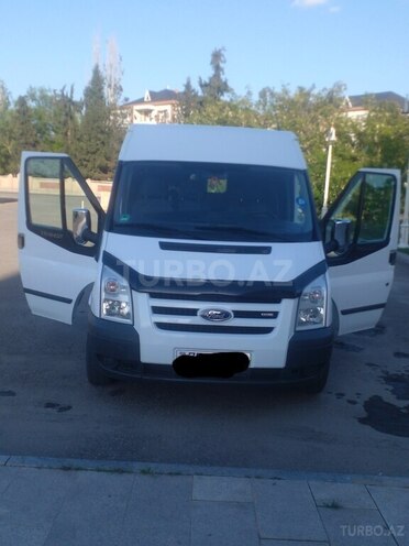 Ford Transit-1