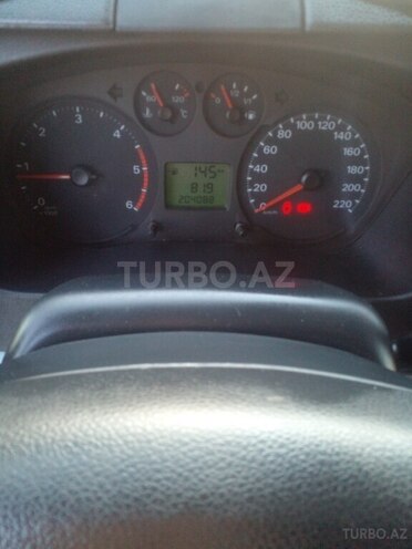 Ford Transit-16