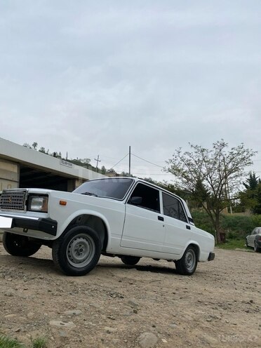 LADA (VAZ) 2107 2009, 78,800 km - 1.6 л - Yardımlı