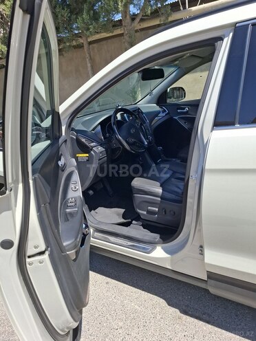 Hyundai Santa Fe-7