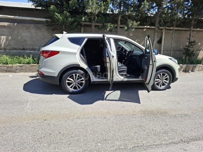 Hyundai Santa Fe-8