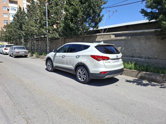 Hyundai Santa Fe-5