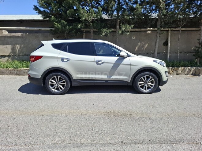 Hyundai Santa Fe-9