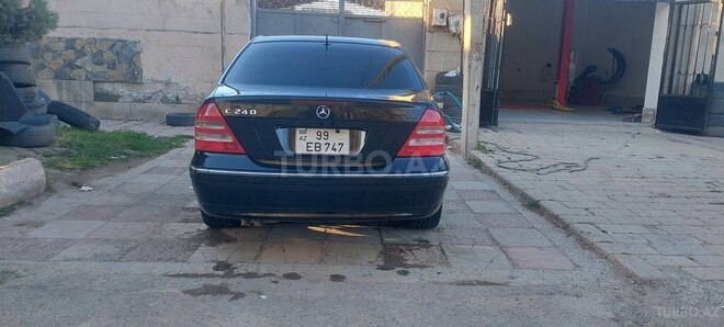 Mercedes C 240 2001, 290,000 km - 2.6 l - Salyan