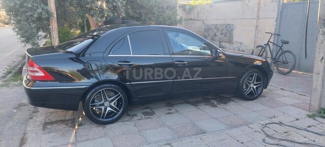 Mercedes C 240 2001, 290,000 km - 2.6 l - Salyan