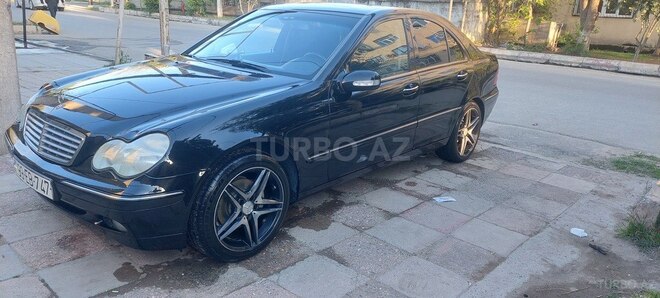 Mercedes C 240 2001, 290,000 km - 2.6 l - Salyan