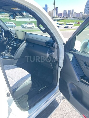 Toyota Land Cruiser 2022, 11,900 km - 3.3 л - Bakı