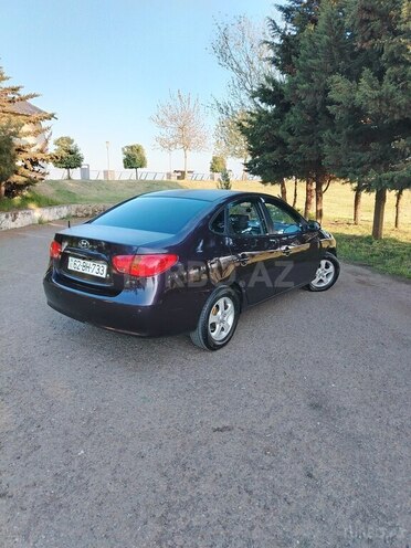Hyundai Elantra 2007, 290,000 km - 2.0 l - Astara