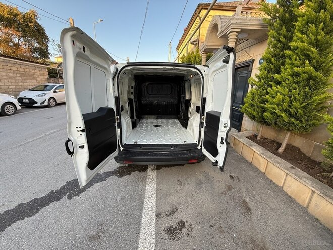 Fiat Doblo 2018, 156,000 km - 1.4 l - Bakı