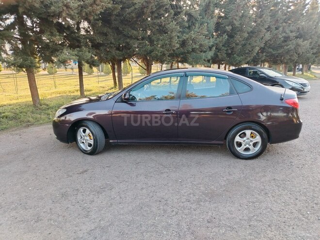 Hyundai Elantra 2007, 290,000 km - 2.0 l - Astara