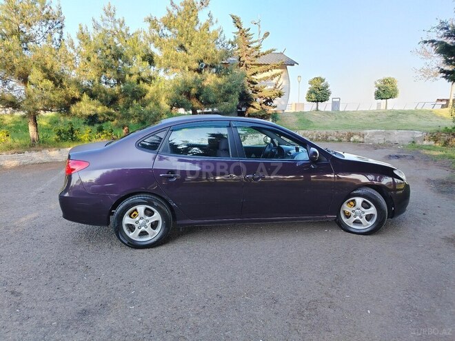 Hyundai Elantra 2007, 290,000 km - 2.0 l - Astara