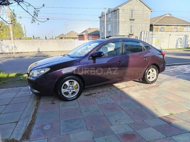 Hyundai Elantra 2007, 290,000 km - 2.0 l - Astara