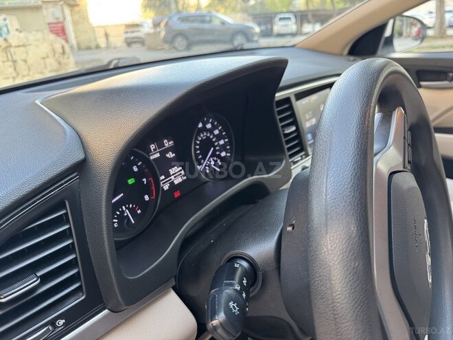 Hyundai Elantra 2017, 92,379 km - 2.0 l - Bakı