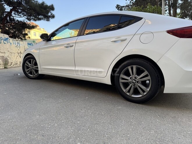 Hyundai Elantra 2017, 92,379 km - 2.0 l - Bakı