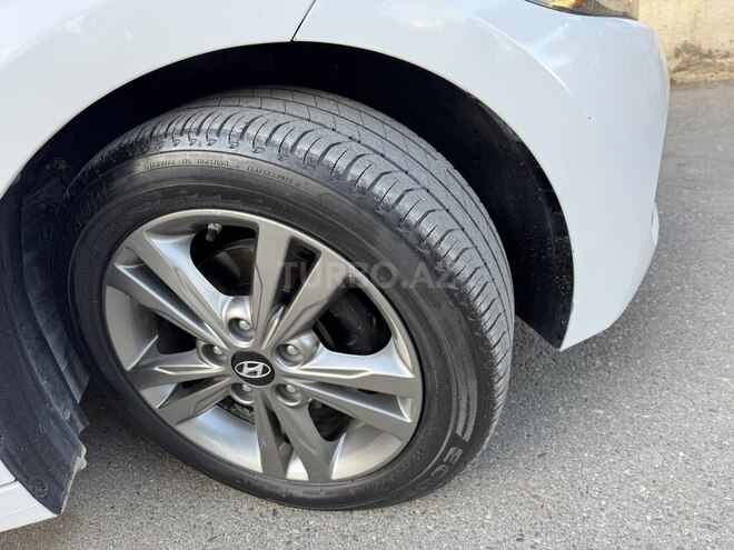 Hyundai Elantra 2017, 92,379 km - 2.0 l - Bakı