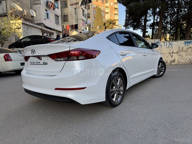 Hyundai Elantra 2017, 92,379 km - 2.0 l - Bakı