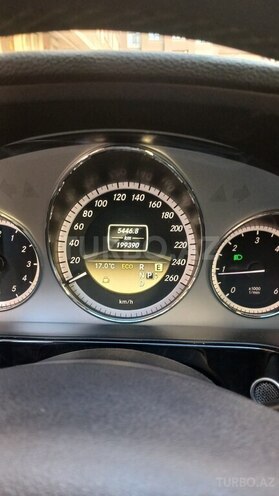 Mercedes E 220 d 2012, 199,390 km - 2.2 l - Bakı