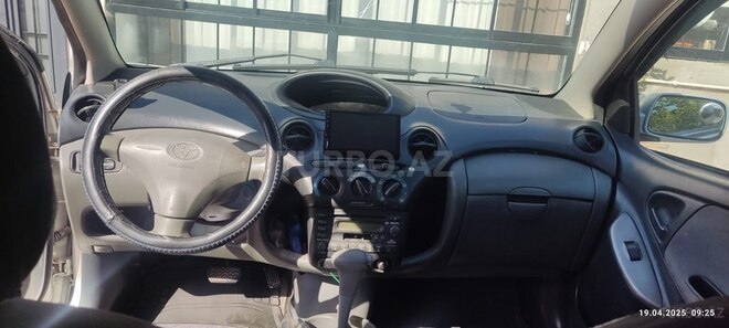 Toyota Vitz 2000, 222,000 km - 1.0 l - Bakı
