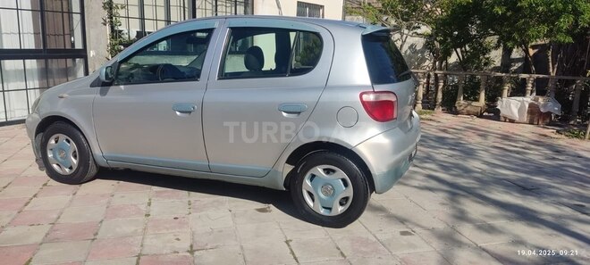 Toyota Vitz 2000, 222,000 km - 1.0 l - Bakı