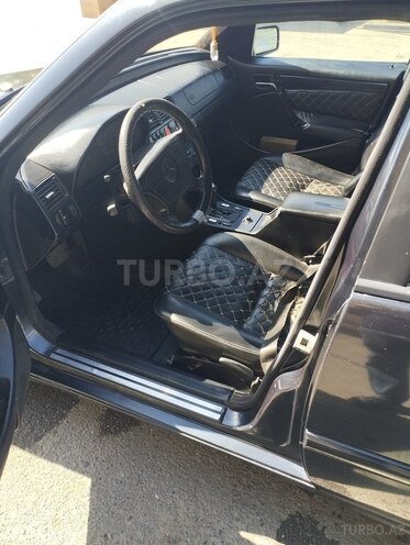 Mercedes C 250 d 1998, 124,000 km - 2.5 l - İmişli