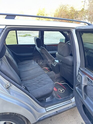 Mercedes E 220 d 1999, 615,234 km - 2.2 l - Bakı