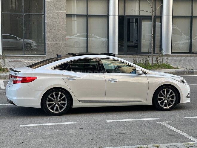 Hyundai Grandeur 2015, 207,600 km - 2.2 л - Bakı