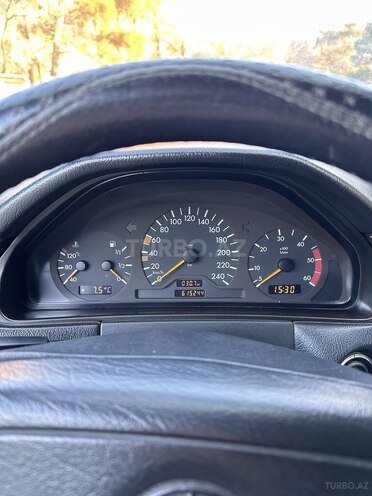 Mercedes E 220 d 1999, 615,234 km - 2.2 l - Bakı
