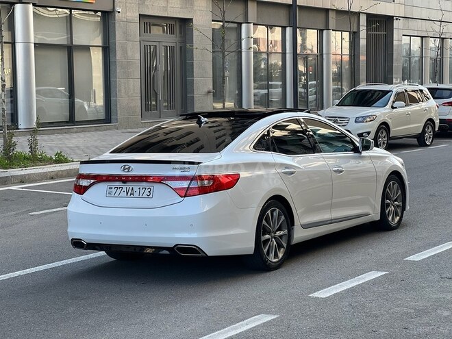 Hyundai Grandeur 2015, 207,600 km - 2.2 л - Bakı