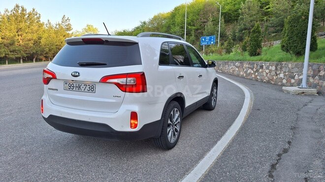 Kia Sorento 2014, 141,000 km - 2.2 l - Qusar