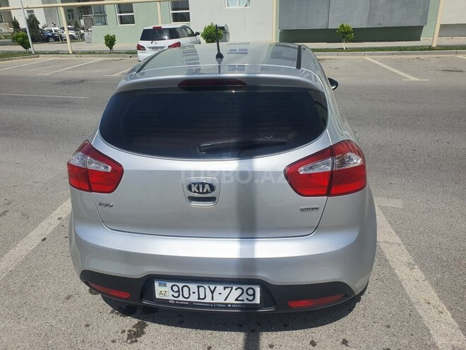 Kia Rio 2013, 250,000 km - 1.1 л - Bakı
