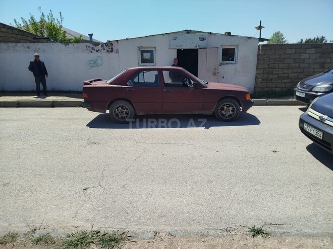 Mercedes 190 1989, 300,000 km - 2.5 l - Bakı