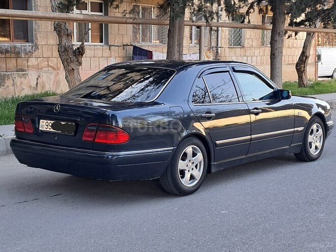 Mercedes E 240 1998, 370,000 km - 2.4 l - Bakı