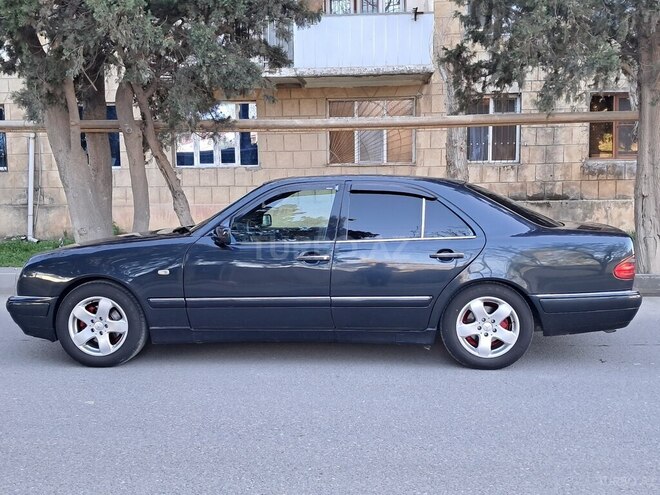 Mercedes E 240 1998, 370,000 km - 2.4 l - Bakı
