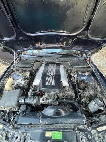 BMW 528 1997, 493,771 km - 2.8 l - Bakı