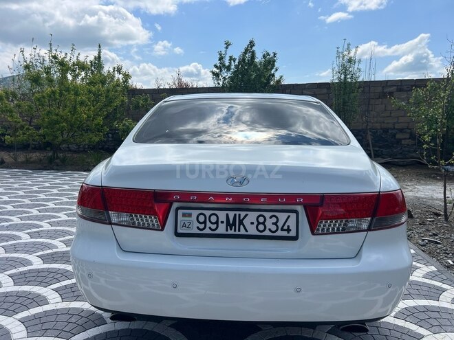 Hyundai Grandeur 2009, 380,000 km - 2.7 л - Qax