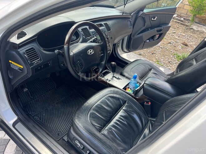 Hyundai Grandeur 2009, 380,000 km - 2.7 л - Qax