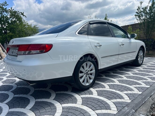 Hyundai Grandeur 2009, 380,000 km - 2.7 л - Qax