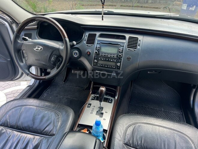 Hyundai Grandeur 2009, 380,000 km - 2.7 л - Qax