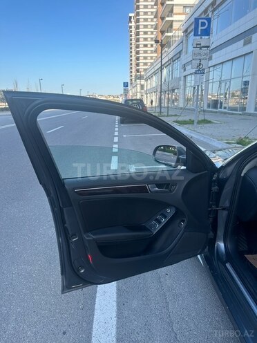 Audi A4-7