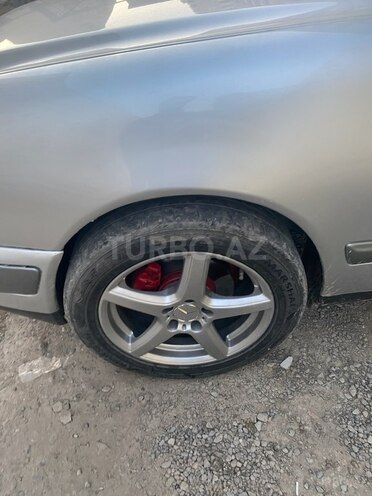Mercedes E 230 1996, 328,705 km - 2.3 l - Sumqayıt