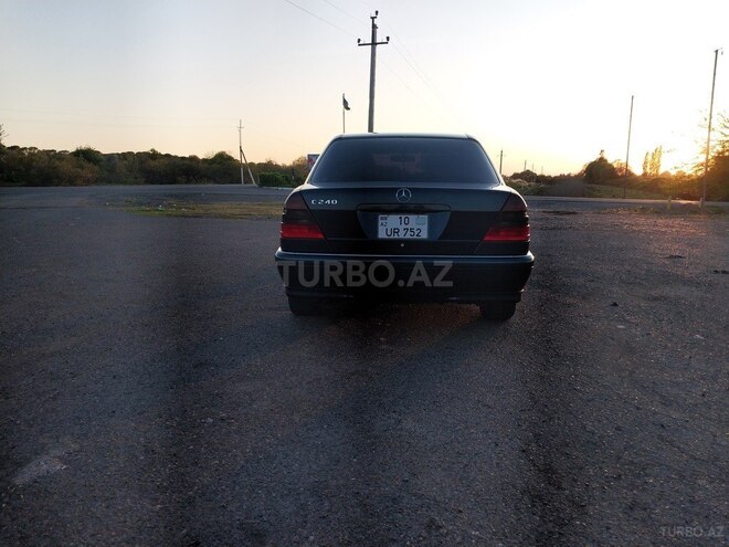 Mercedes C 240 1998, 307,256 km - 2.4 l - Sabirabad
