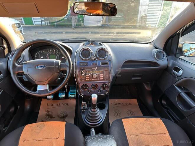 Ford Fiesta 2007, 240,000 km - 1.4 л - Lənkəran