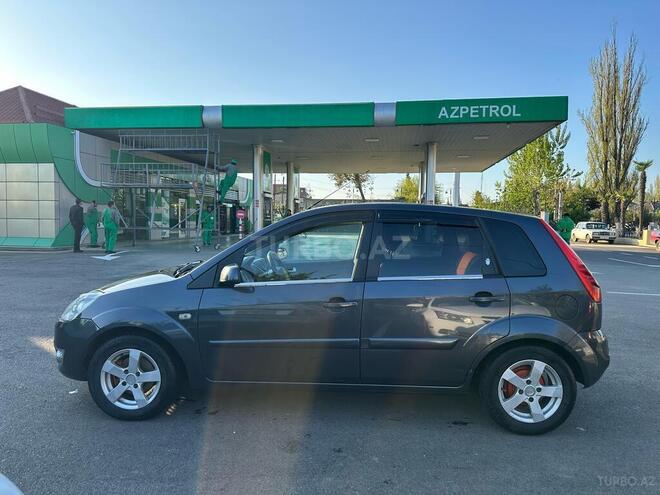 Ford Fiesta 2007, 240,000 km - 1.4 л - Lənkəran