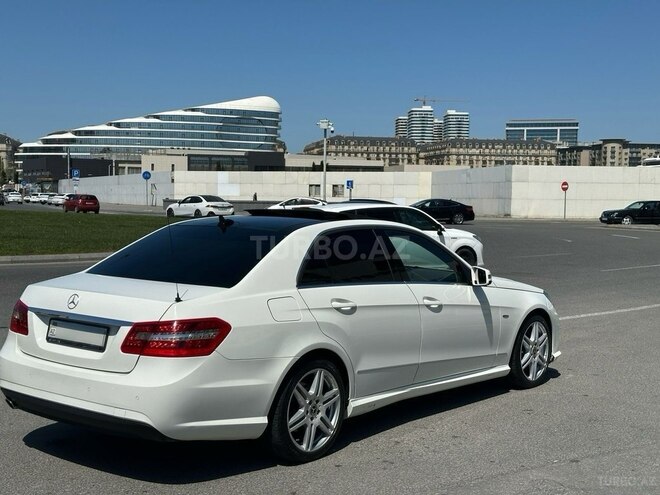 Mercedes E 250 2010, 329,000 km - 2.2 l - Bakı