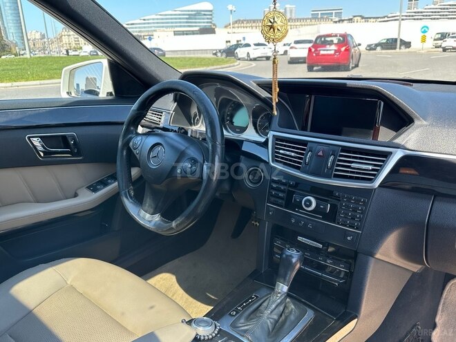 Mercedes E 250 2010, 329,000 km - 2.2 l - Bakı